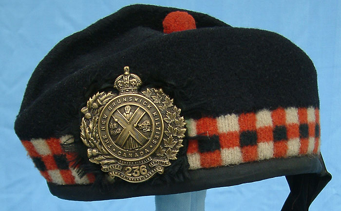 glengarry cap badges